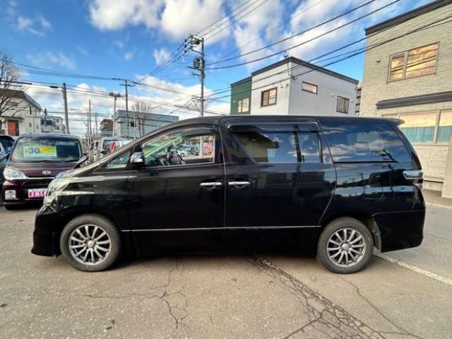 ヴェルファイア2.4 Z 4WD　両側パワースライドドア　ナビ　横滑り防止装置　コーナーセンサー　ビルトインETC　社外17インチアルミホイール冬　　バックモニター　プッシュスタート 2400