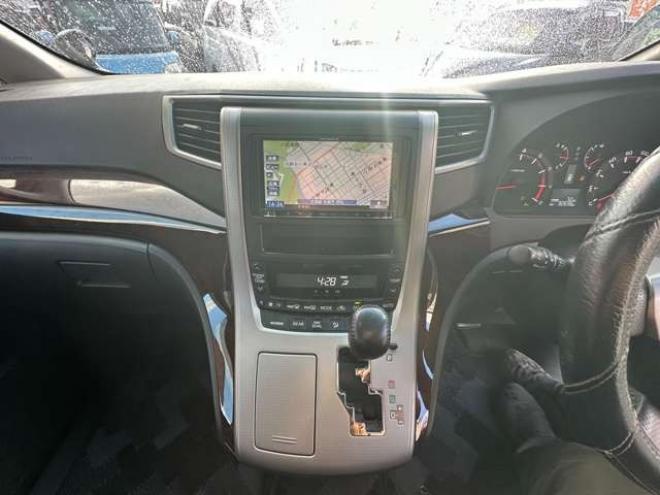 ヴェルファイア2.4 Z 4WD　両側パワースライドドア　寒冷地仕様　社外ナビ　ワンセグTV ETC　横滑り防止装置　コーナーセンサー　プッシュスタート　パワーバックドア　純正18インチアルミホイール夏　社外アルミホイール冬　バックカメラ 2400