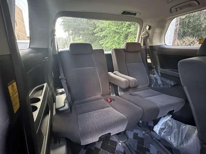 ヴェルファイア2.4 Z 4WD　両側パワースライドドア　寒冷地仕様　社外ナビ　ワンセグTV ETC　横滑り防止装置　コーナーセンサー　プッシュスタート　パワーバックドア　純正18インチアルミホイール夏　社外アルミホイール冬　バックカメラ 2400