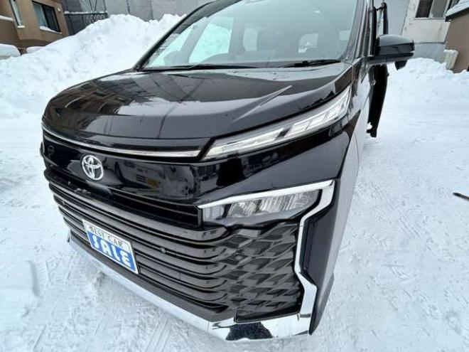 ヴォクシー2.0 S-G 4WD　バックモニター　左右電動スライドドア　衝突軽減ブレーキアクセル踏み間違いブレーキ　ETCレーンキープアシスト 2000