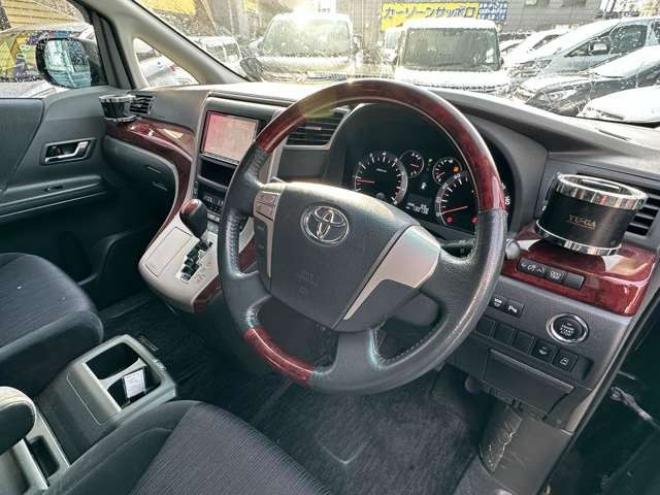 ヴェルファイア2.4 Z 4WD　片側パワースライドドア　寒冷地仕様　地デジ　Bluetooth　プッシュスタート　ETC　純正アルイホイール　社外アルミホイール冬　バックモニター　横滑り防止装置　コーナセンサー　インテリキー 2400