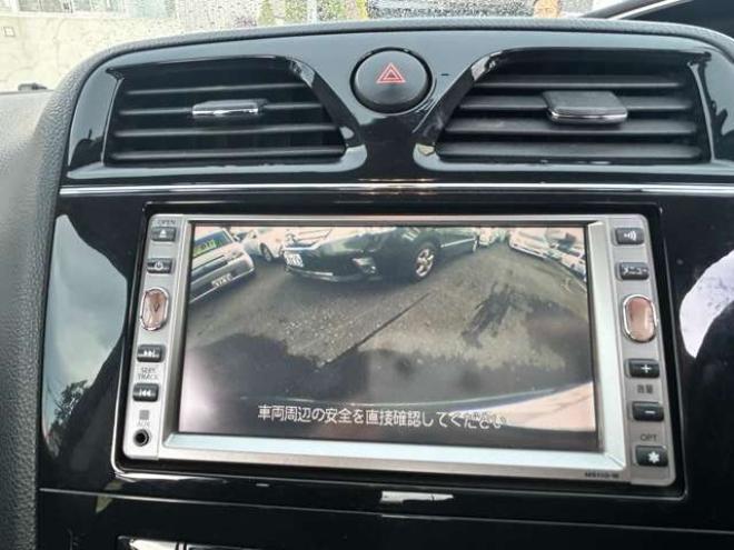 セレナ2.0 ハイウェイスター 4WD　ナビTVバックモニタークルーズコントロール 2000