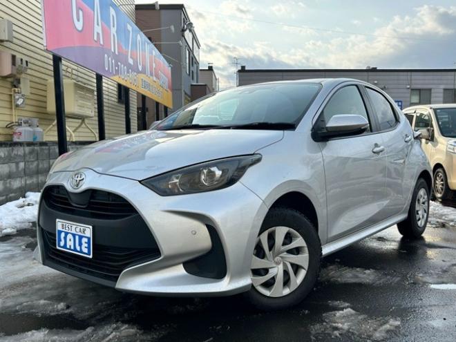 ヤリス1.5 X 4WD　衝突安全ボディー　オートライト　ナビバックモニター　ETC　衝突軽減ブレーキシステム　　レーンアシスト 1500