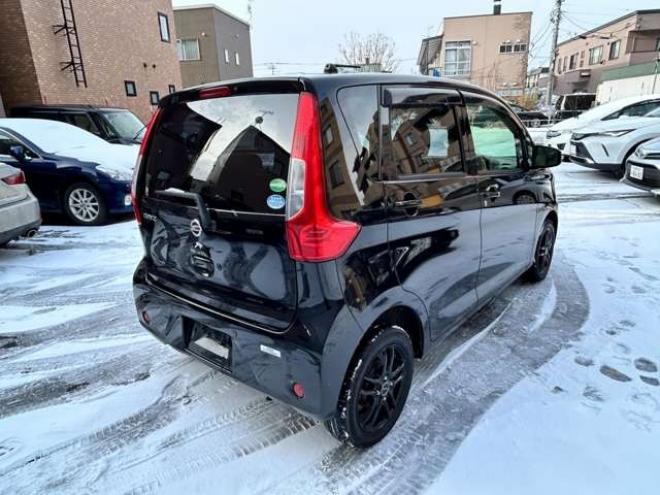 デイズX 4WD　ドラレコ　エンジンスターター　全周囲カメラ　バックカメラアクセル踏み間違い防止装置 660