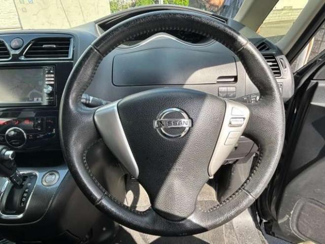 セレナ2.0 ライダー ブラックライン 4WD　 2000