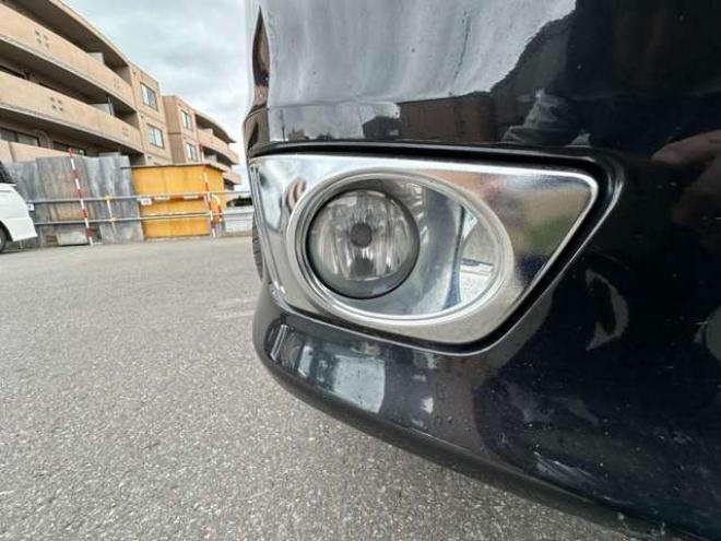 セレナ2.0 ハイウェイスター 4WD　左側パワースライドドア　Bluetooth 2000