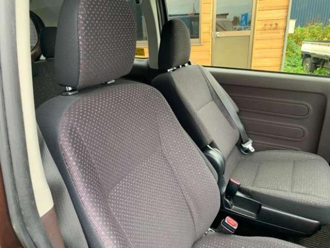 スペイド1.5 F 4WD　車検R9年12月 夏冬タイヤ付 冬前お渡し　下回り防錆加工済 社外オプションナビ フルセグTV 片側電動スライドドア 1500