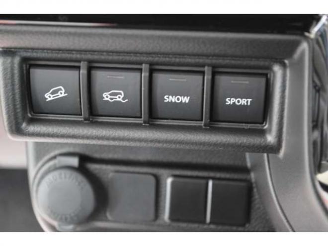 クロスビー1.2 ハイブリッド MX 4WD　ハイブリッド4WDセーフティサポート搭載アダプティブクルーズコントロールハイビームアシストLEDライト横滑り防止装置アイドリングストップシートヒーター 登録済未使用車 1200