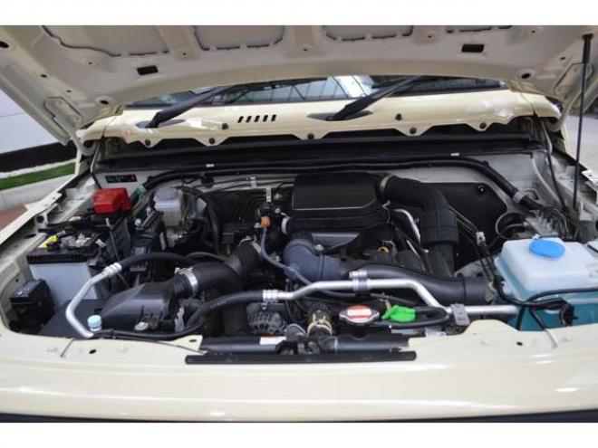 ジムニーXC 4WD　ワンオーナーセーフティサポート搭載4WDターボデュアルセンサーブレーキサポート誤発信抑制機能SDナビTVクルーズコントロールLEDライトETC 660
