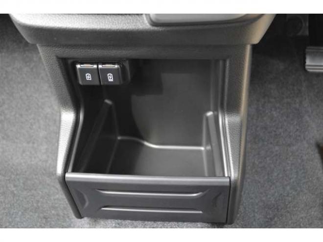 クロスビー1.0 ハイブリッド MV 4WD　レンタアップ車ハイブリット4WDターボセーフティサポート搭載アダプティブクルーズコントロール7インチナビTVバックカメラETCアダプティブクルーズコントロールハイビームアシスト 1000