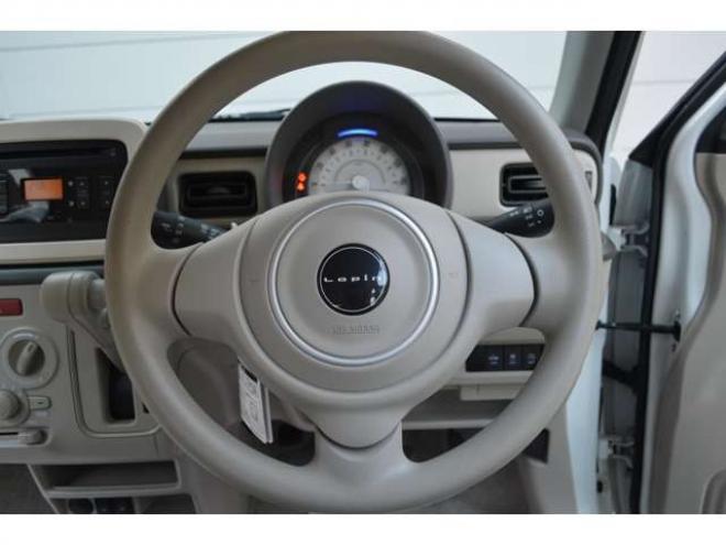 ラパンL 4WD　ワンオーナー車エネチャージ4WDアイドリングストップセーフティサポート搭載レーダーブレーキサポート誤発信抑制機能横滑り防止装置CDシートヒーター社外アルミホイル 660