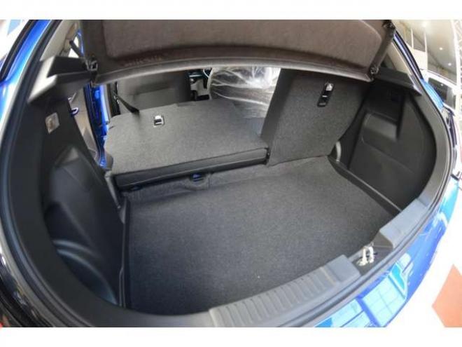 スイフト1.2 ハイブリッド MZ 4WD　ワンオーナー車ハイブリッド4WDセーフティサポート搭載スズキコネクト対応通信機装着車9インチディスプレイオーディオ電動パーキングブレーキアダプティブクルーズコントロールLEDライト 1200