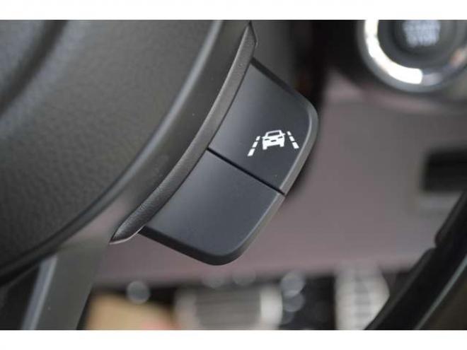 フロンクス1.5 4WD　ハイブリット4WDセーフティサポート搭載4WDスズキコネクト対応通信機装着車アダプティブクルーズコントロール全方位モニター付き9インチナビTVバックカメラハイビームアシストLEDライト 登録済未使用車 1500