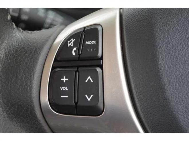 ジムニーランドベンチャー 4WD　ワンオーナー特別仕様車5速マニュアル4WDターボ7インチワイドナビTVバックカメラETCハーフレザーシートヒーター 660