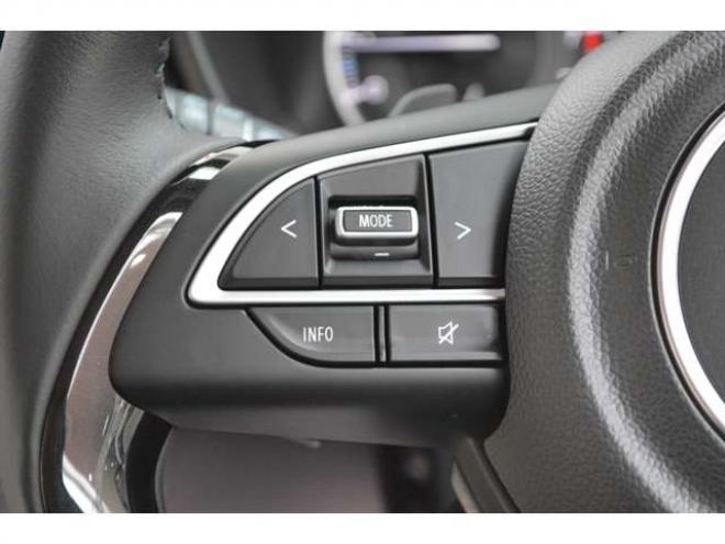 フロンクス1.5 4WD　ワンオーナー車ハイブリット4WDセーフティサポート搭載4WDスズキコネクト対応通信機装着車アダプティブクルーズコントロール全方位モニター付き9インチナビTVバックカメラハイビームアシストLEDライト 1500