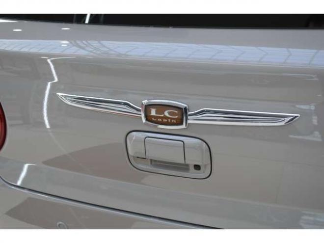 ラパンLC 660 ハイブリッド X 4WD　ハイブリット4WD全方位モニタ用カメラパッケージセーフティサポート搭載スズキコネクト対応機装着車ハイビームアシストLEDライト横滑り防止装置シートヒーター 登録済未使用車 660