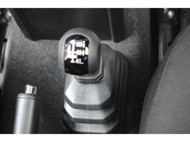ジムニーXC 4WD　ワンオーナー4WDターボセーフティサポート搭載8インチナビTVバックカメラLEDライトクルーズコントロール 660