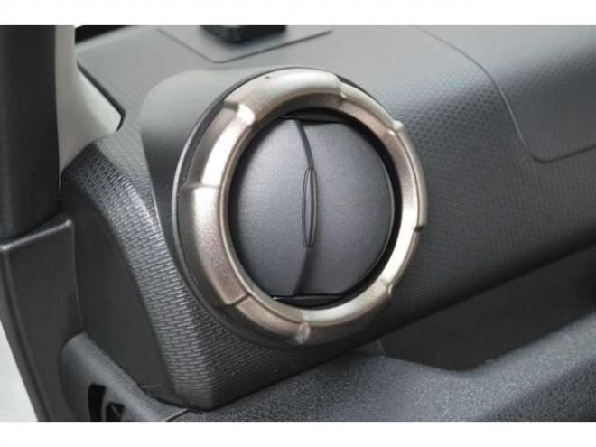 ジムニーXC 4WD　ワンオーナー4WDターボセーフティサポート搭載8インチナビTVバックカメラLEDライトクルーズコントロール 660