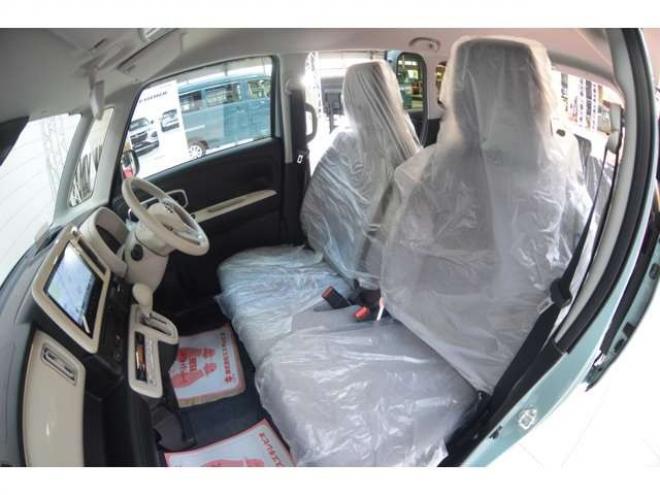 ワゴンRスマイルハイブリッド X 4WD　クリームコーデセーフティサポートスズキコネクト対応9インチ全方位ナビLEDハイブリット4WDセーフティサポート搭載アイドリングストップハイビームアシストLEDライト両側オートスライドドアパーキングセンサー 登録済未使用車 660