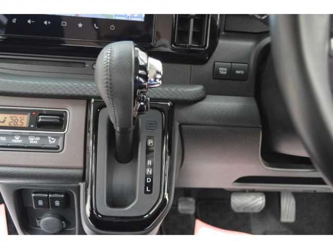 ソリオ1.2 バンディット ハイブリッド MV 4WD　ワンオーナーハイブリット車セーフティサポート搭載アイドリングストップ横滑り防止装置アダプティブクルーズコントロール全方位モニター付9インチナビTVバックカメラ両側オートスライドドアLEDライトETC 1200