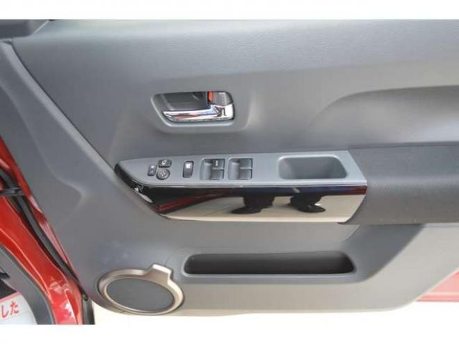 ハスラーJ 4WD　ワンオーナー車Sエネチャージ4WDブラックインテリアパッケージ純正7インチワイドナビTVバックカメラセーフティサポート搭載ハーフレザーシートLEDライト 660