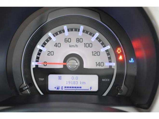 ハスラーG 4WD　ワンオーナー車5速マニュアル4WDアイドリングストップ横滑り防止装置CDシートヒーター社外アルミホイールキーレスエントリー 660