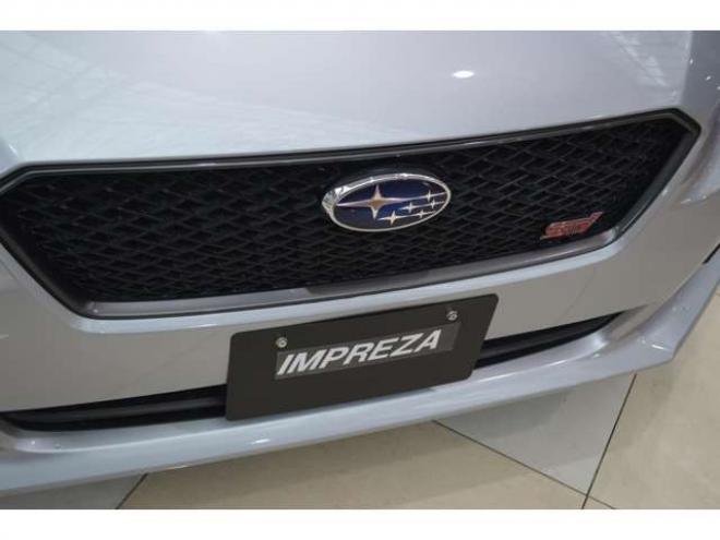 インプレッサスポーツ 2.0 i-S アイサイト 4WD　ワンオーナー車アイサイト4WDアドバンスセーフティパッケージ8インチ純正ナビTVバックカメラETCドラレコパワーシートLEDライトアダプティブクルーズコントロールデジタルインナーミラーパーキングセンサー 2000