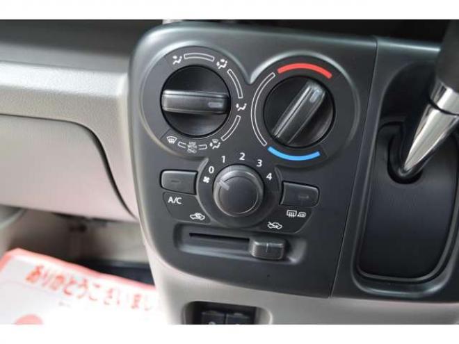 エブリィジョイン ハイルーフ 4WD　ワンオーナー車ハイルーフ4WDセーフティサポート搭載アイドリングストップCVTマチック横滑り防止装置ハイビームアシストLEDライトスライドドアクローザー 660