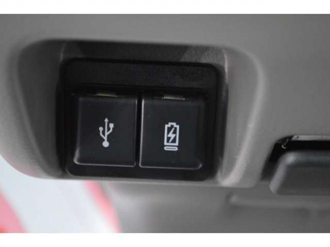 エブリィJリミテッド ハイルーフ 4WD　届出済未使用車4WDターボハイルーフセーフティサポート搭載アイドリングストップ両側オートスライドドア7インチワイドディスプレイオーディオハイビームアシストLEDライト後退時ブレーキサポート 660