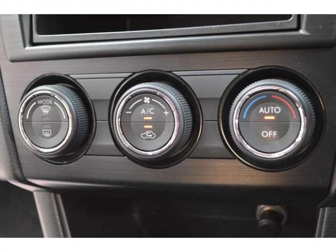 インプレッサスポーツ 1.6 i-L 4WD　5速マニュアル横滑り防止装置ETC 1600