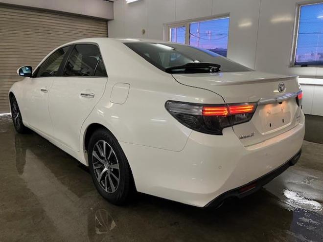 マークX寒冷地仕様　禁煙車　純正エンジンスターター　前後ドライブレコーダー　トヨタセーフティセンス　純正ナビ　フルセグ地デジ　ＤＶＤ再生　Ｂｌｕｅｔｏｏｔｈオーディオ　バックカメラ　純正ＬＥＤヘッドライト 4WD 2500 4Dr