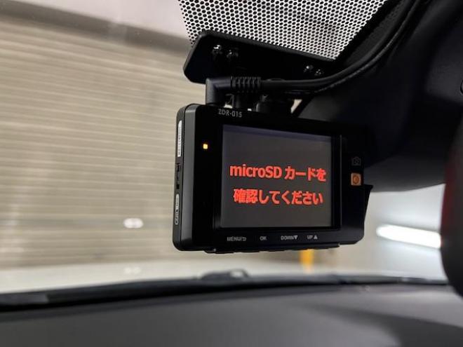 マークX寒冷地仕様　禁煙車　純正エンジンスターター　前後ドライブレコーダー　トヨタセーフティセンス　純正ナビ　フルセグ地デジ　ＤＶＤ再生　Ｂｌｕｅｔｏｏｔｈオーディオ　バックカメラ　純正ＬＥＤヘッドライト 4WD 2500 4Dr