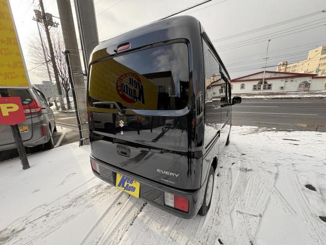 エブリィEVERY VAN 4WD JION TURBO一家に一台軽パコ　TURBO 寒冷地仕様　2検付　リアヒーター　Bluetoothフルセグナビ　キーレス　リビルトエンジン交換済　エンジンオイル交換　オイルエレメント交換　atf交換　スタットレス付 4WD 660 ５Dr