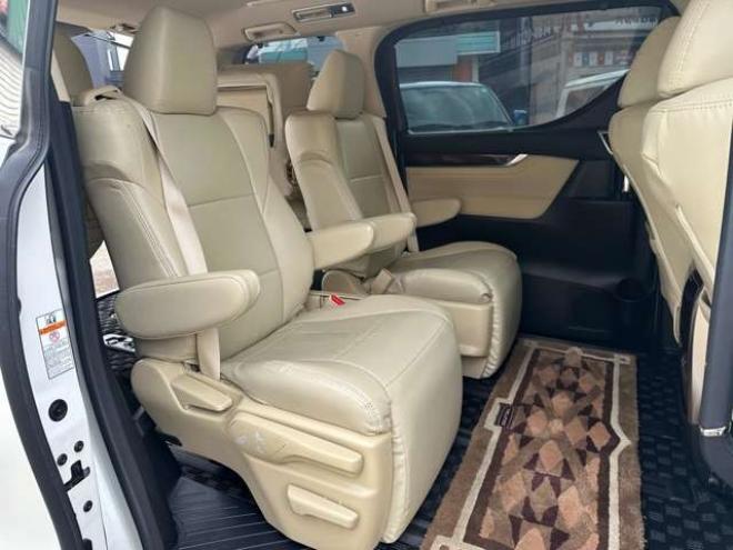 ヴェルファイアハイブリッド 2.5 V E-Four 4WD　社外アルミ　オートミラー　ETC　ドライブレコーダー　ローダウン　ワンオーナー　両側電動スライドドア　パワステ　パワーウィンドウ　ベージュ革シート　純正ナビ　バックカメラ　ABS　キーレスエントリー 2500