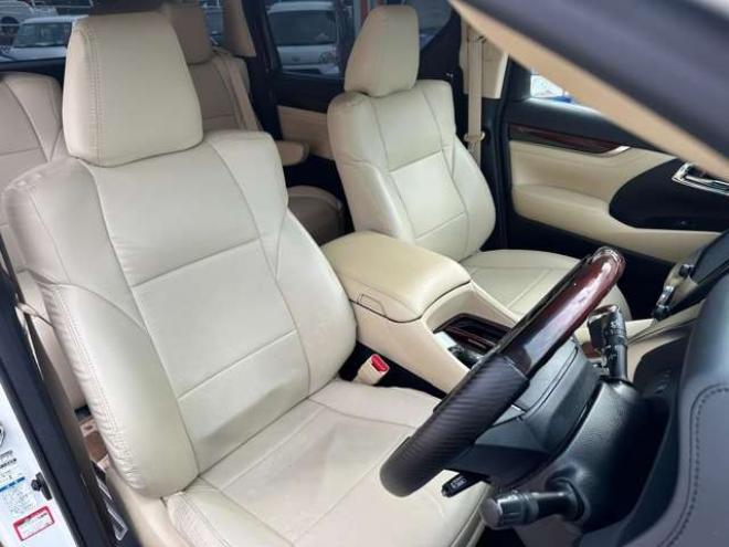 ヴェルファイアハイブリッド 2.5 V E-Four 4WD　社外アルミ　オートミラー　ETC　ドライブレコーダー　ローダウン　ワンオーナー　両側電動スライドドア　パワステ　パワーウィンドウ　ベージュ革シート　純正ナビ　バックカメラ　ABS　キーレスエントリー 2500