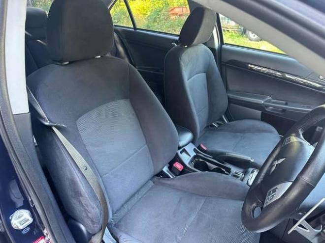 ギャランフォルティス 2.0 ラリーアート 4WD　社外ナビ　フルセグ　バックカメラ　ドラレコ　パワーウィンドウ　パワステ　ABS　キーレスエントリー　盗難防止装置　　クルーズコントロール 2000