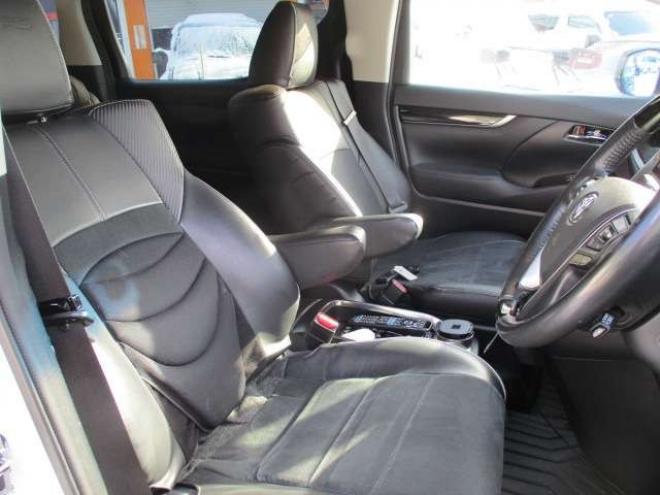 アルファード3.5 SA 4WD　TRDエアロ クリスタルアイLEDテール ダウンサス レザー調シートカバー アルパインナビ フリップダウン スピーカー  デジタルインナーミラー シュタイナー20インチ シーケンシャルウィンカー 3500