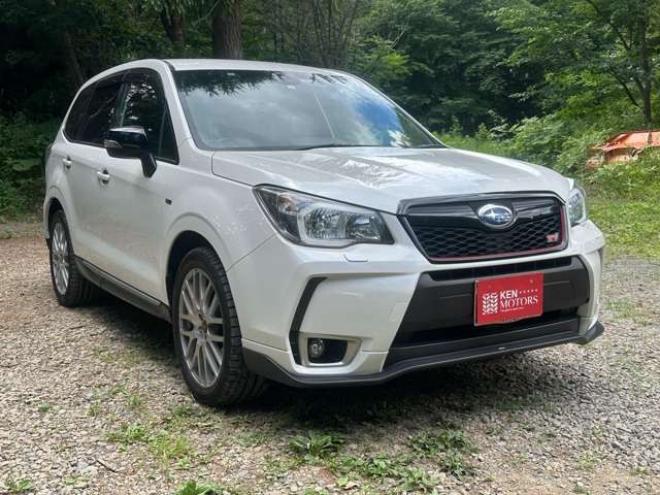 フォレスター2.0 tS 4WD　300台限定車/ターボ/社外ナビ/Bカメラ/電動リアゲート 2000