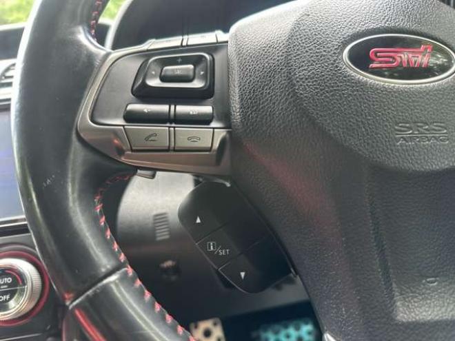 フォレスター2.0 tS 4WD　300台限定車/ターボ/社外ナビ/Bカメラ/電動リアゲート 2000