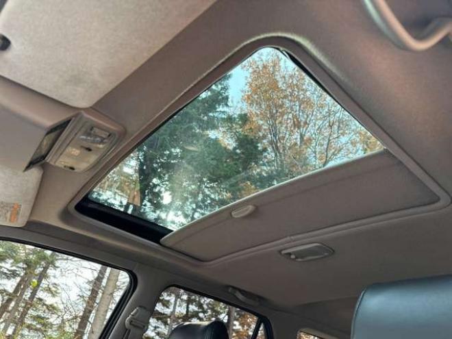 ハイラックスサーフ3.0 SSR-X ディーゼルターボ 4WD　サンルーフ　リフトアップ　ETC　パワステ　パワーウィンドウ　社外アルミ　ABS　キーレス　CDオーディオ 3000