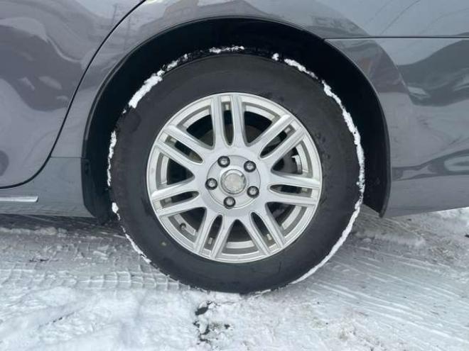 カムリハイブリッド2.5 Gパッケージ　純正アルミ　純正ナビ　ETC　ワンセグ　バックカメラ　パワステ　パワーウィンドウ　キーレスエントリー　電動シート　クルーズコントロール　横滑り防止装置　盗難防止装置 正規輸入車 2WD 2500