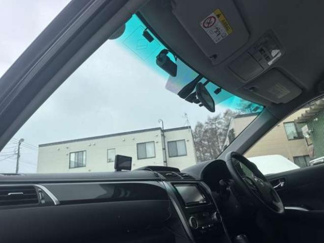 カムリハイブリッド2.5 Gパッケージ　純正アルミ　純正ナビ　ETC　ワンセグ　バックカメラ　パワステ　パワーウィンドウ　キーレスエントリー　電動シート　クルーズコントロール　横滑り防止装置　盗難防止装置 正規輸入車 2WD 2500