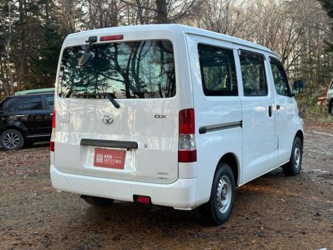 タウンエースバン1.5 DX 4WD　寒冷地仕様　パワーウィンドウ　パワステ　エアコン　ABS　ナビ　ETC 1500