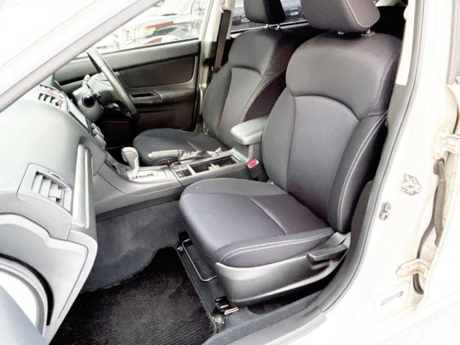 インプレッサ5ドア1.6i-L 4WD　ローンが不安な方＜優遇ローン＞本州仕入 1年保証　社外ナビ　フルセグTV