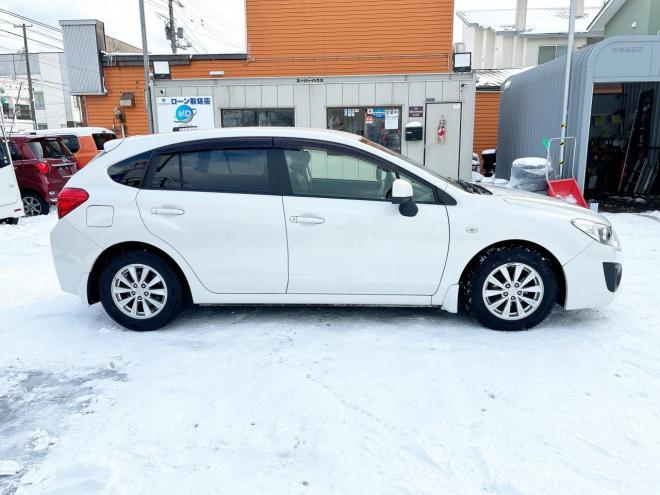 インプレッサ5ドア1.6i-L 4WD　ローンが不安な方＜優遇ローン＞本州仕入 1年保証　社外ナビ　フルセグTV