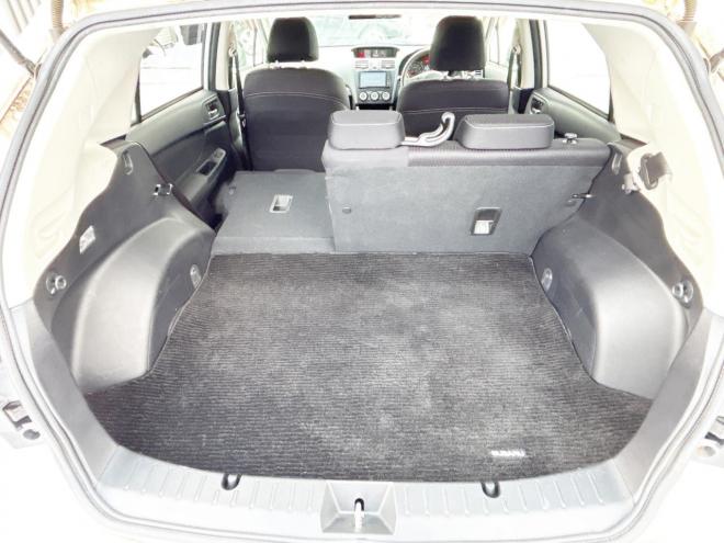 インプレッサ5ドア1.6i-L 4WD　ローンが不安な方＜優遇ローン＞本州仕入 1年保証　社外ナビ　フルセグTV