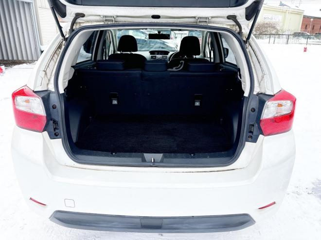 インプレッサ5ドア1.6i-L 4WD　ローンが不安な方＜優遇ローン＞本州仕入 1年保証　社外ナビ　フルセグTV