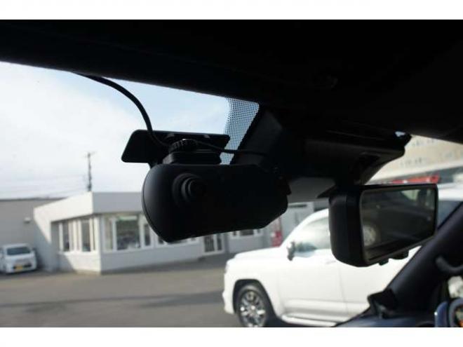 ハイエースバン2.8 スーパーGL ダークプライムII ロングボディ ディーゼルターボ 4WD　415COBRA　クリーンルック3Fスポ&BY2ボンネット&ステージ2ルーフスポ&バッドラッカーIII17インチAW&フラットベッドキット　ヨコハマPARADA17インチ　デジタルインナー　パノラマモニター　両側パワースライドドア 2800