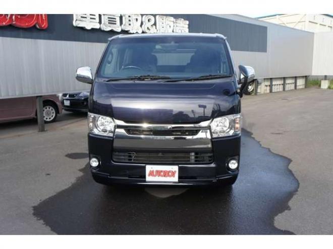 レジアスエース2.8 スーパーGL ダークプライムII ロングボディ ディーゼルターボ 4WD　415COBRA　S-6ボンネット&クリーンルック3Fリップ&ステージ2ルーフスポイラー&バッドラッカーSD-6　17インチAW　ヨコハマPARADA215/60R17　両側パワースライドドア　ETC　社外コンソールBOX 2800