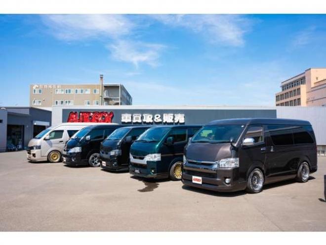 ハイエースバン2.8 スーパーGL ダークプライムII ロングボディ ディーゼルターボ 4WD　ESSEXカスタム　FリップスポイラーVer.4　サイドライナー　クワトロリアバンパー　プログレスIバッドパネル　17インチELホイール　ヨコハマPARADA　415COBRAフラットキット 2800